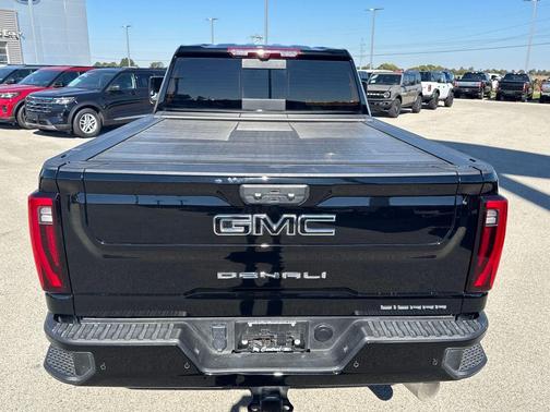 2024 GMC Sierra 2500 Denali