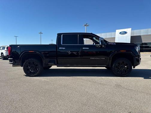 2024 GMC Sierra 2500 Denali