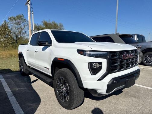 2023 GMC Canyon AT4