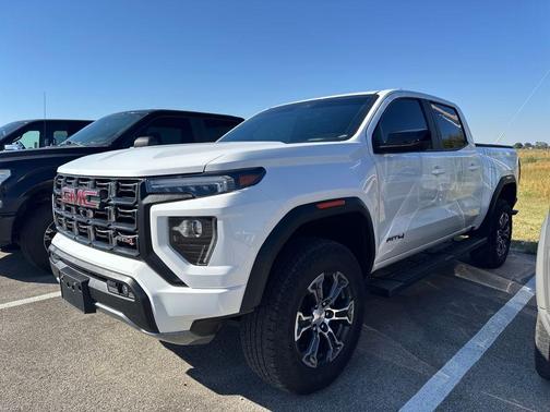 2023 GMC Canyon AT4