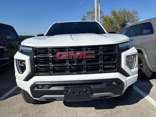 2023 GMC Canyon AT4