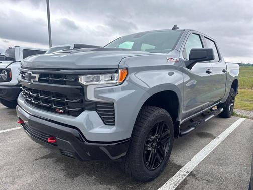 Slate Gray Metallic 2024 Chevrolet Silverado 1500 LT Trail Boss