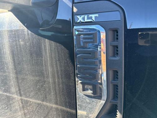 2025 Ford F-250 XLT