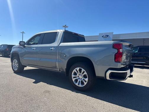 2024 Chevrolet Silverado 1500 LTZ