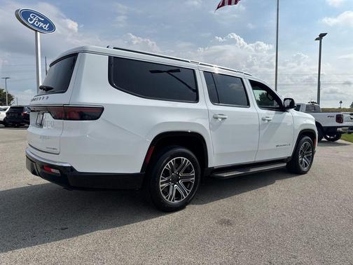 2023 Jeep Wagoneer L Series II