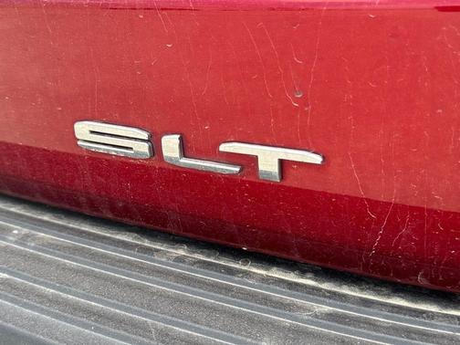 Cayenne Red 2022 GMC Yukon SLT