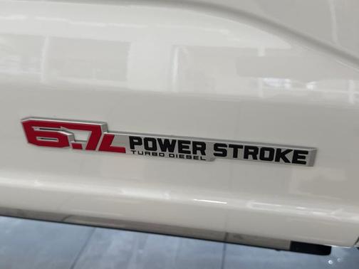 Star White 2026 Ford F-250 Platinum