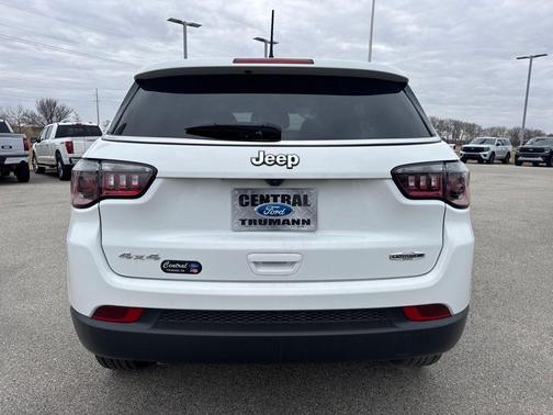 2024 Jeep Compass Latitude Lux