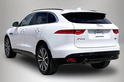 Fuji White 2019 Jaguar F-PACE 25t Prestige