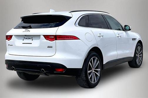 Fuji White 2019 Jaguar F-PACE 25t Prestige
