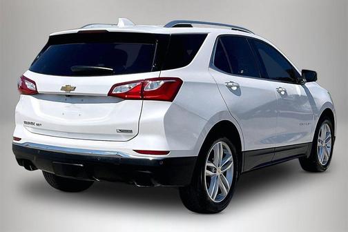 Iridescent Pearl Tricoat 2018 Chevrolet Equinox Premier