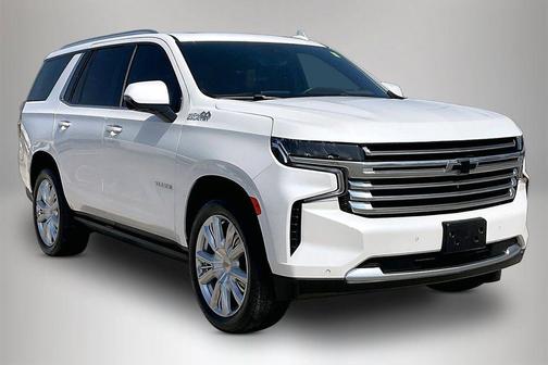 Iridescent Pearl Tricoat 2023 Chevrolet Tahoe High Country