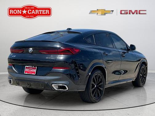Black Sapphire Metallic 2024 BMW X6 xDrive40i