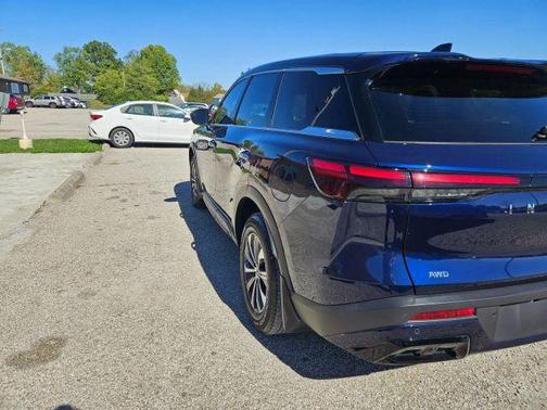 2023 INFINITI QX60 Pure