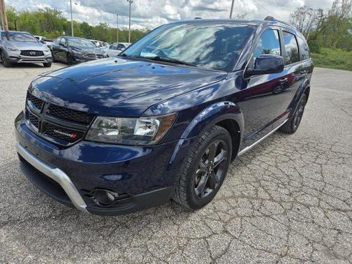 Blue 2018 Dodge Journey Crossroad