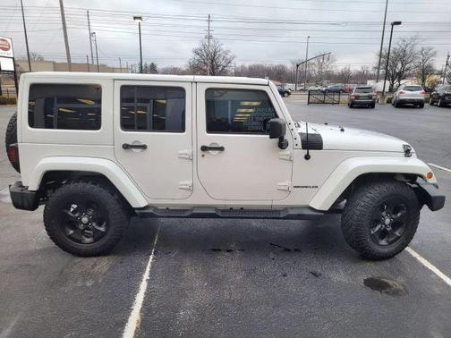 2014 Jeep Wrangler Unlimited Sahara