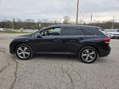 Gray 2014 Toyota Venza LE