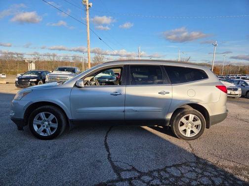 2010 Chevrolet Traverse LT