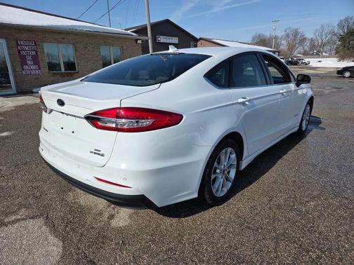 2019 Ford Fusion Hybrid SE