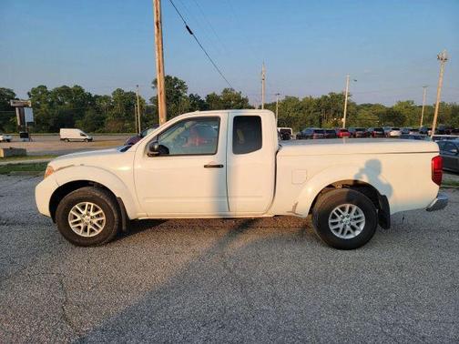 2017 Nissan Frontier SV
