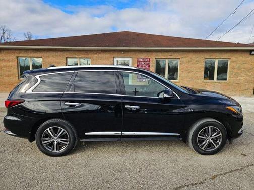 2017 INFINITI QX60 Base