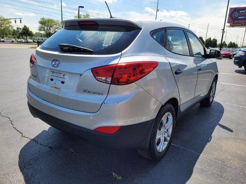 2011 Hyundai TUCSON GL
