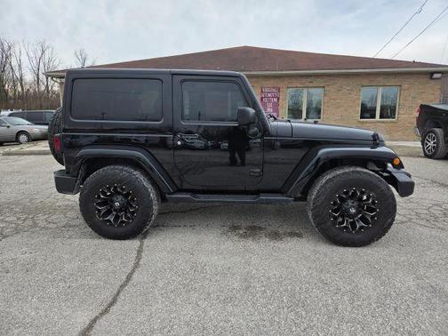 2016 Jeep Wrangler Sahara