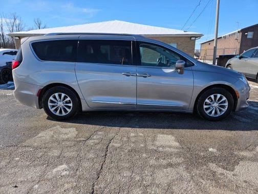 2018 Chrysler Pacifica Touring-L Plus