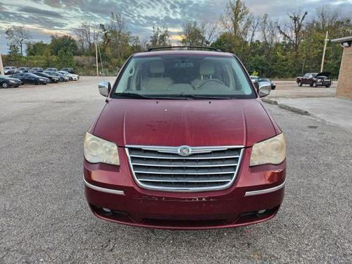 2010 Chrysler Town & Country Limited