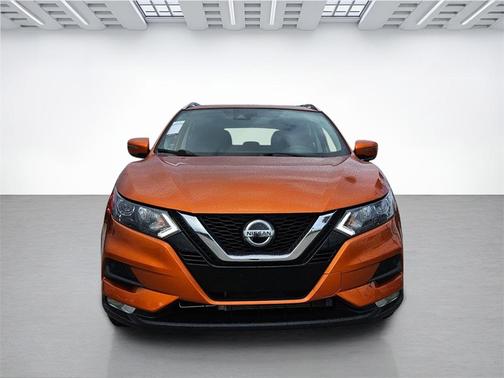 2022 Nissan Rogue Sport SV