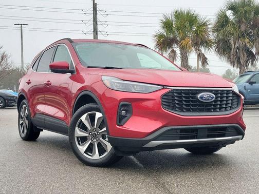 2025 Ford Escape Platinum