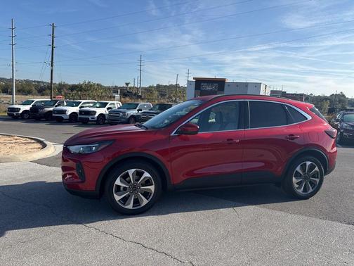 2025 Ford Escape Platinum