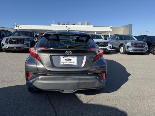 2021 Toyota C-HR XLE