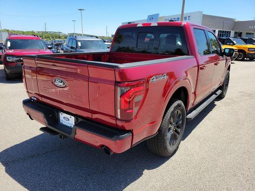 Ruby Red Met Tinted CC 2026 Ford F-150 Lariat