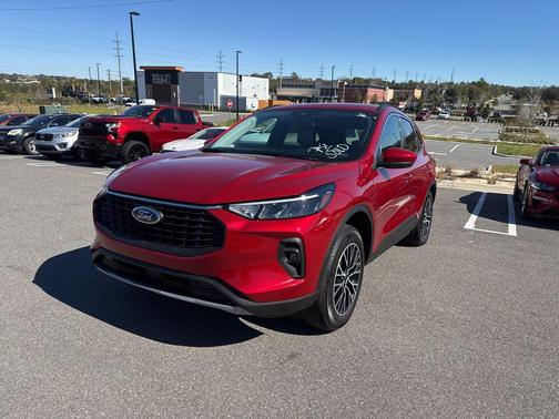 2025 Ford Escape PHEV SE