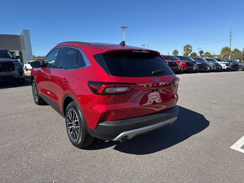 2025 Ford Escape PHEV SE