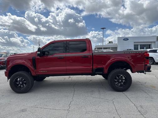 2023 Ford F-350 Platinum