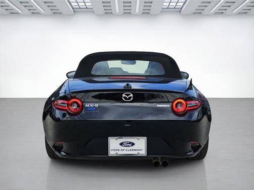 2024 Mazda MX-5 Miata Club