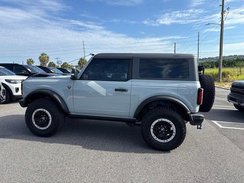 CACTUS GRAY 2023 Ford Bronco Badlands
