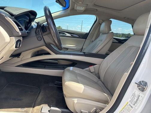 WHITE PLATINUM MET TRI-COAT 2016 Lincoln MKZ Base