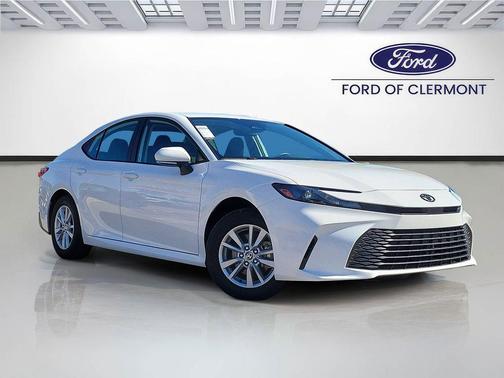 Ice Cap 2025 Toyota Camry LE