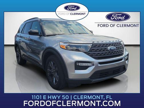 ICONIC SILVER METALLIC 2024 Ford Explorer XLT