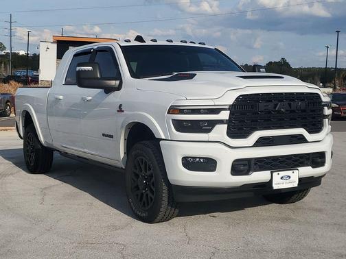 2025 RAM 3500 Limited Mega Cab 4x4 6'4' Box