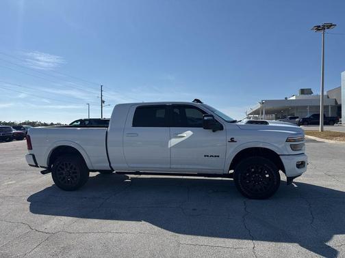2025 RAM 3500 Limited Mega Cab 4x4 6'4' Box