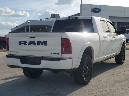 2025 RAM 3500 Limited Mega Cab 4x4 6'4' Box