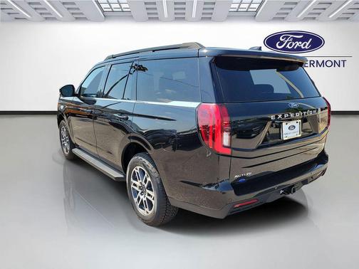 Agate Black Metallic 2026 Ford Expedition Active