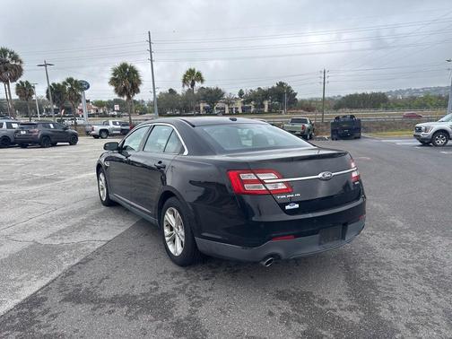2016 Ford Taurus SEL