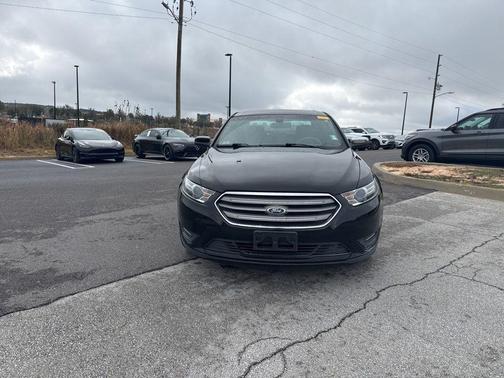 2016 Ford Taurus SEL