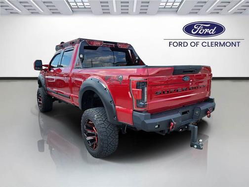Rapid Red Metallic Tinted Clearcoat 2022 Ford F-250 Lariat