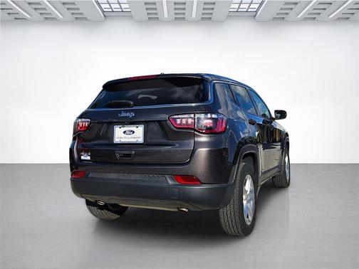 2023 Jeep Compass Sport